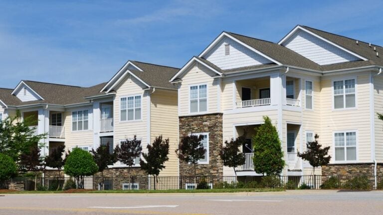 two story apartment buildings